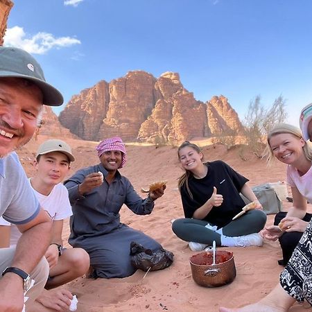 Wadi Rum-Bedouin Tents And Jeep Tours Екстериор снимка
