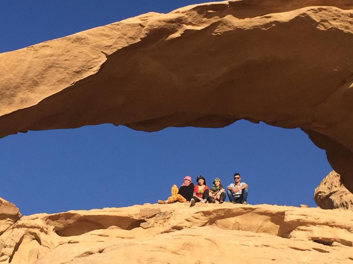 Wadi Rum-Bedouin Tents And Jeep Tours Екстериор снимка