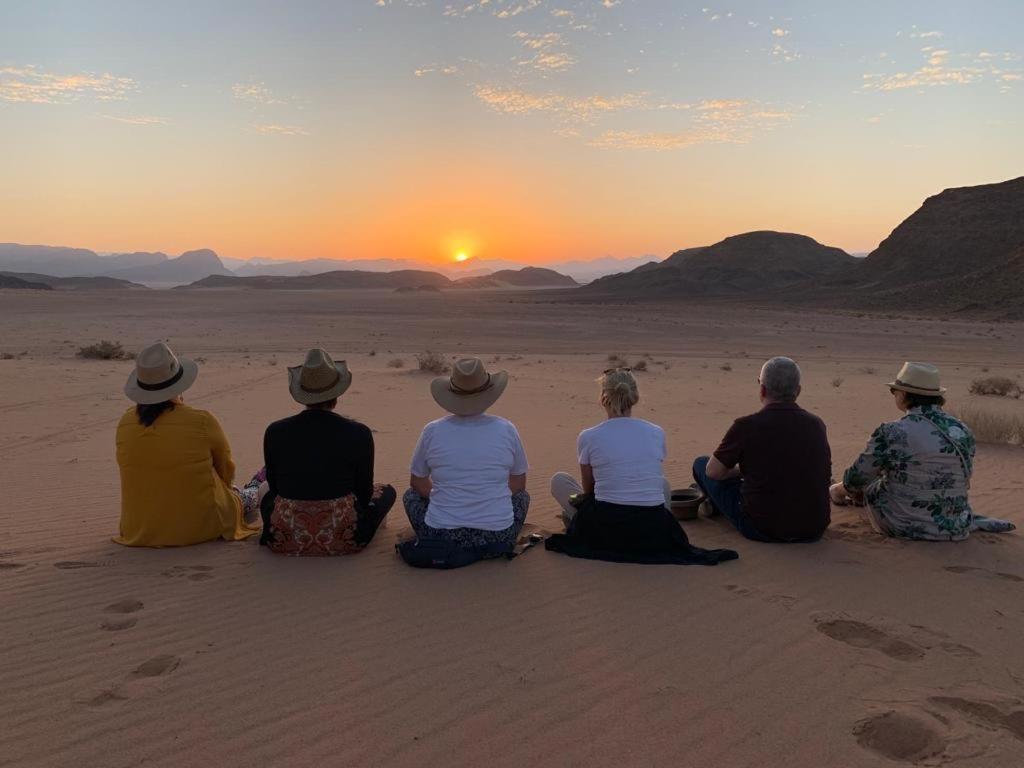 Wadi Rum-Bedouin Tents And Jeep Tours Екстериор снимка